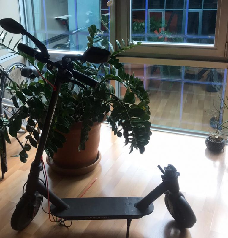 Steering system design proposal for autonomous bikes and scooters