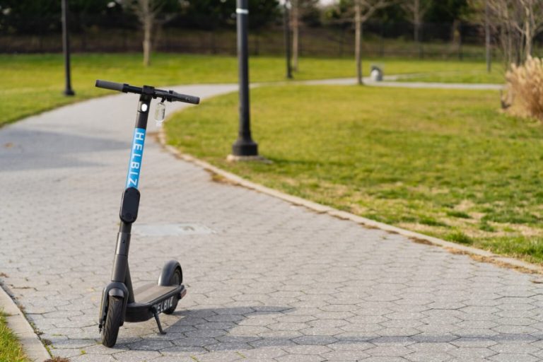 Nature Energy araştırması: Georgia, Atlanta’da e-scooter yasağının etkileri-seyahat süresinde işe gitmek için %9-11, büyük etkinlikler için %37 artış